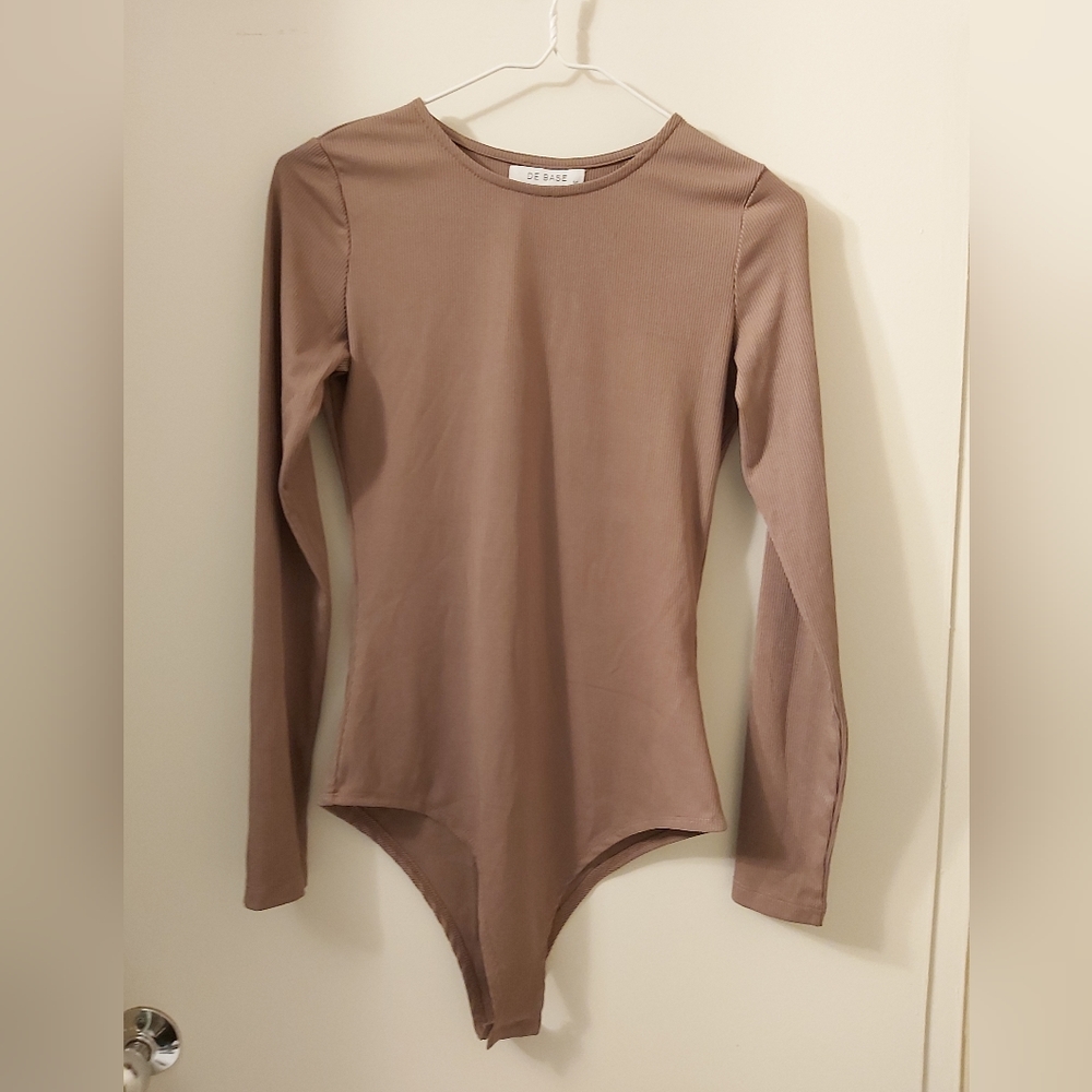 De Base Light Brown Long Sleeve Polyester Bodysuit Size Medium (M)
